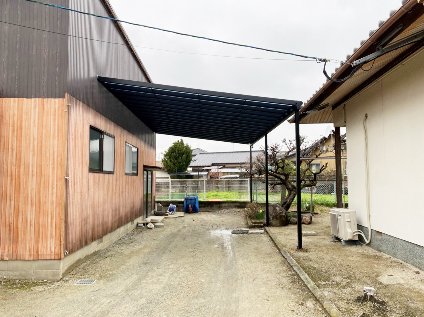 家から出入りする際 雨に濡れないようにしたい リフォーム事例 Nissho 旧 日昭アルミ工業